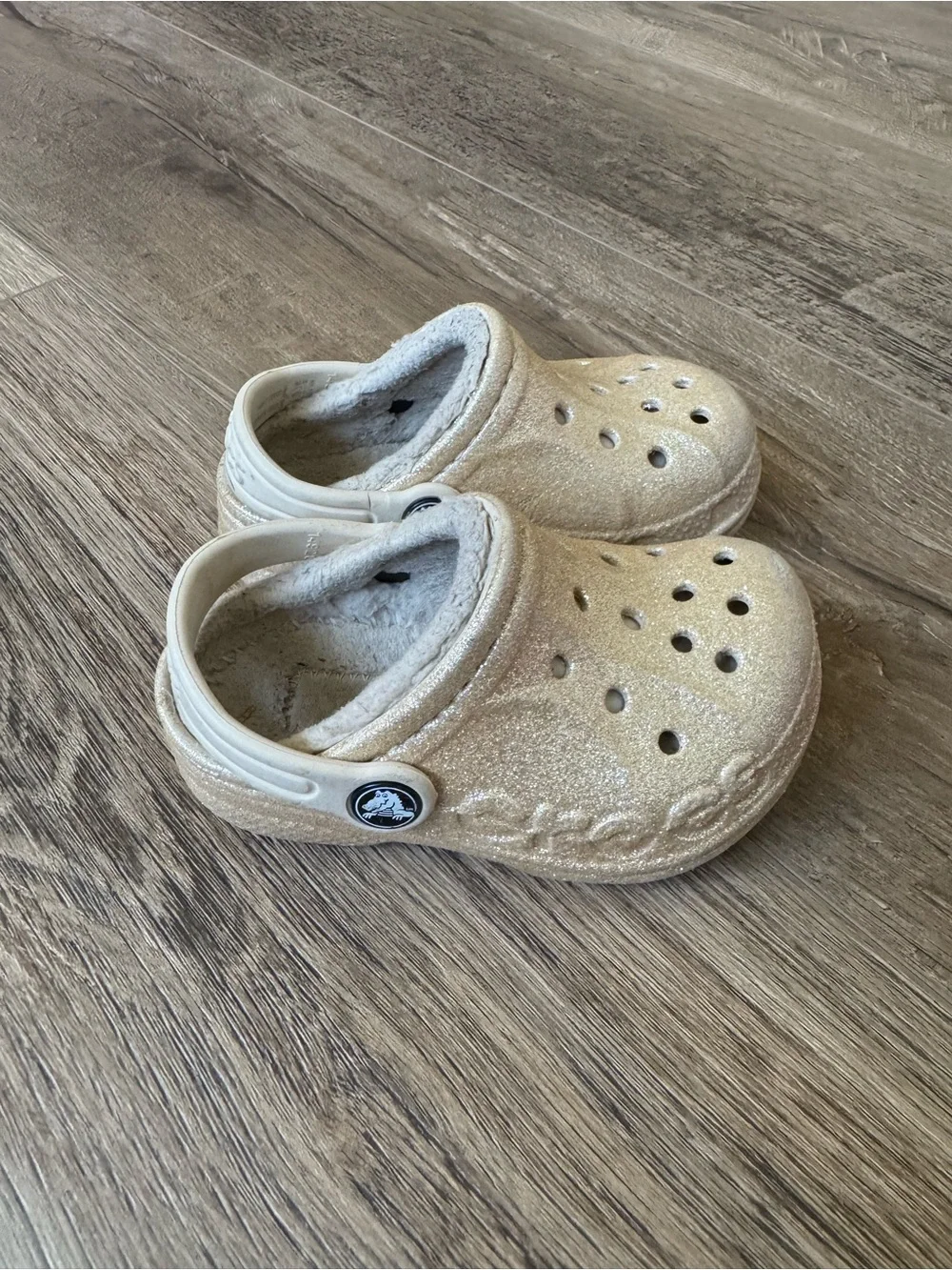 CROCS Kids Glitter Clogs in Champagne